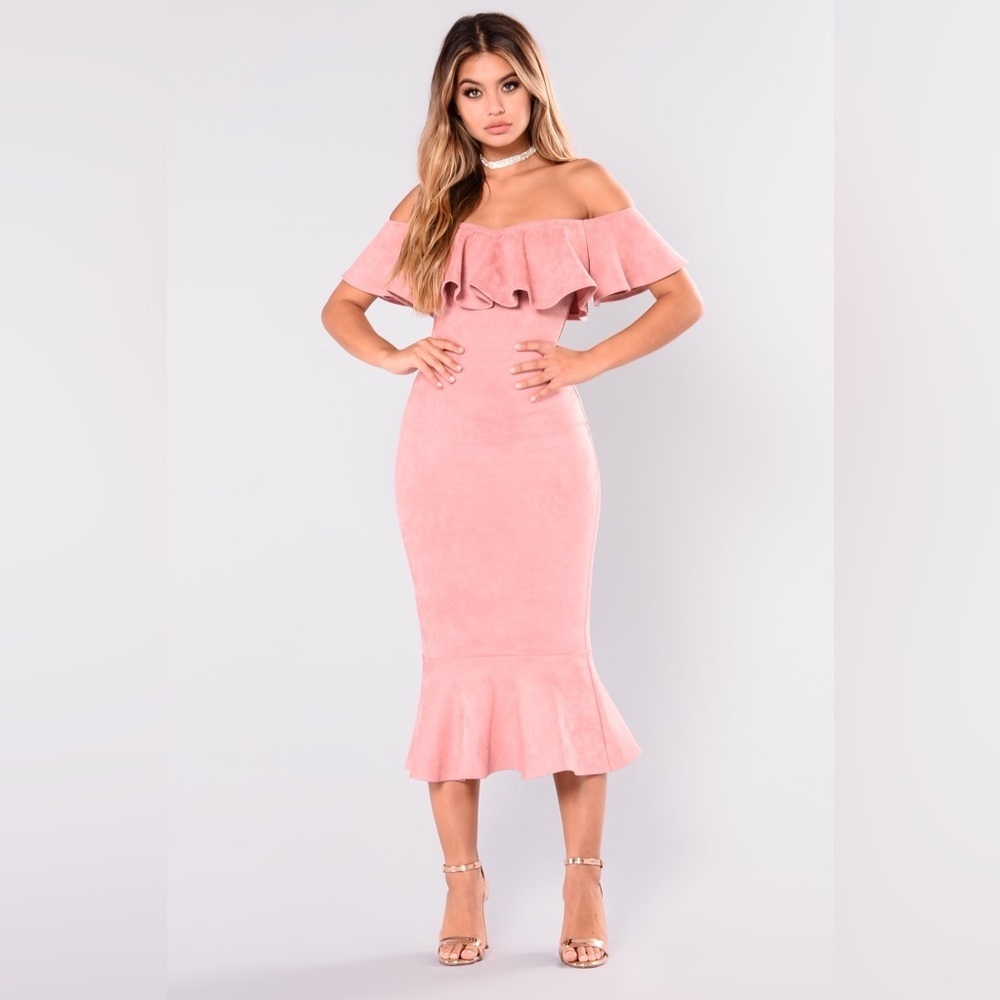 FASHION NOVA Women’s Aliana Suede Dress Ruffled Dusty Pink Size Small